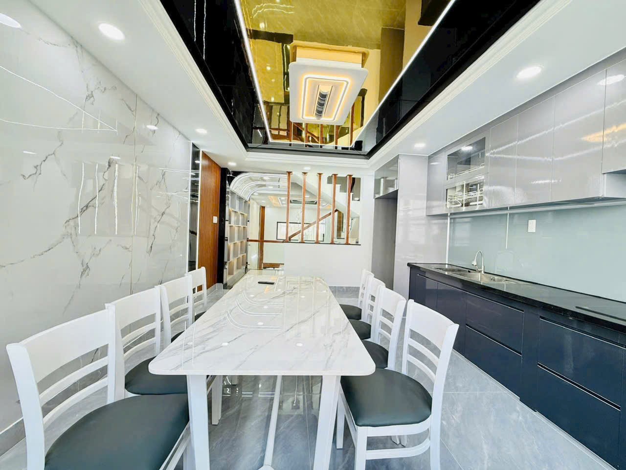 NHÀ PHỐ CHÍNH CHỦ - GIÁ TỐT Vị Trí Đường Lê Thị Riêng, Phường Thới An, Quận 12, TP Hồ Chí Minh 16002574