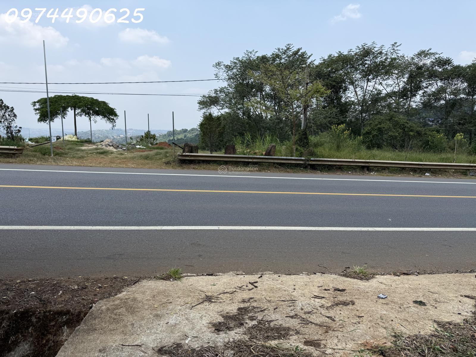 Bán Đất 536,5m2 tại Đường QL 20, Di Linh, giá 5,1 tỷ view đẹp siêu hot 16002597