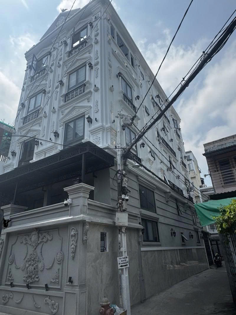 Bán nhà HXH 8m Lê Quang Định - gần Phạm Văn Đồng, 7,3x15m, 5 T - 15PN, HĐ 90tr, 27,8 tỷ. 16002636