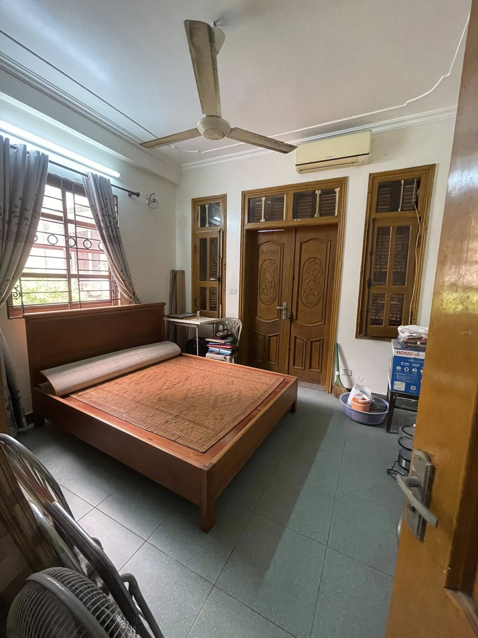 Bán nhà Nguyễn Đình Chiểu, 30m2, 4 tầng, mặt tiền 4.2m, 10.4 tỉ, ngõ rộng xe máy quay đầu 16002670