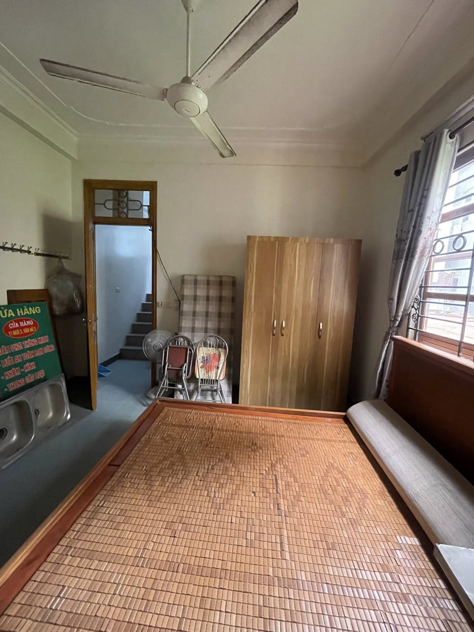 Bán nhà Nguyễn Đình Chiểu, 30m2, 4 tầng, mặt tiền 4.2m, 10.4 tỉ, ngõ rộng xe máy quay đầu 16002670