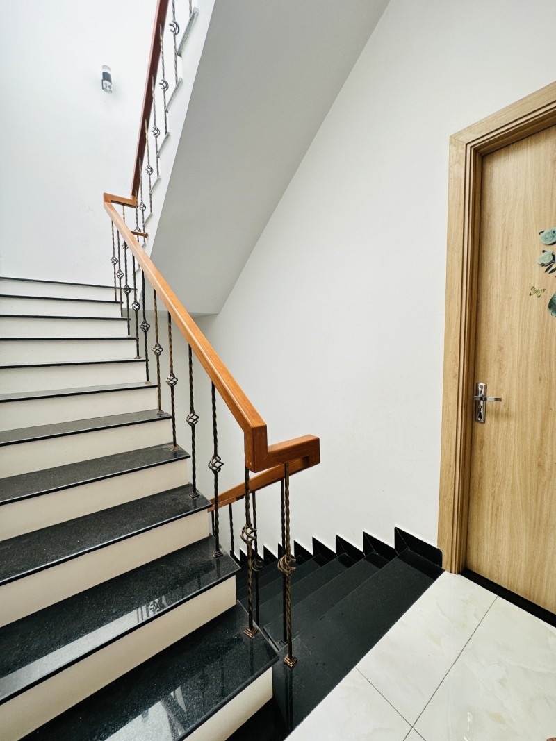# MT Đường 7.5m Nam Việt Á, 96m2, 4 tầng 6 căn hộ, 11.x tỷ 16002676