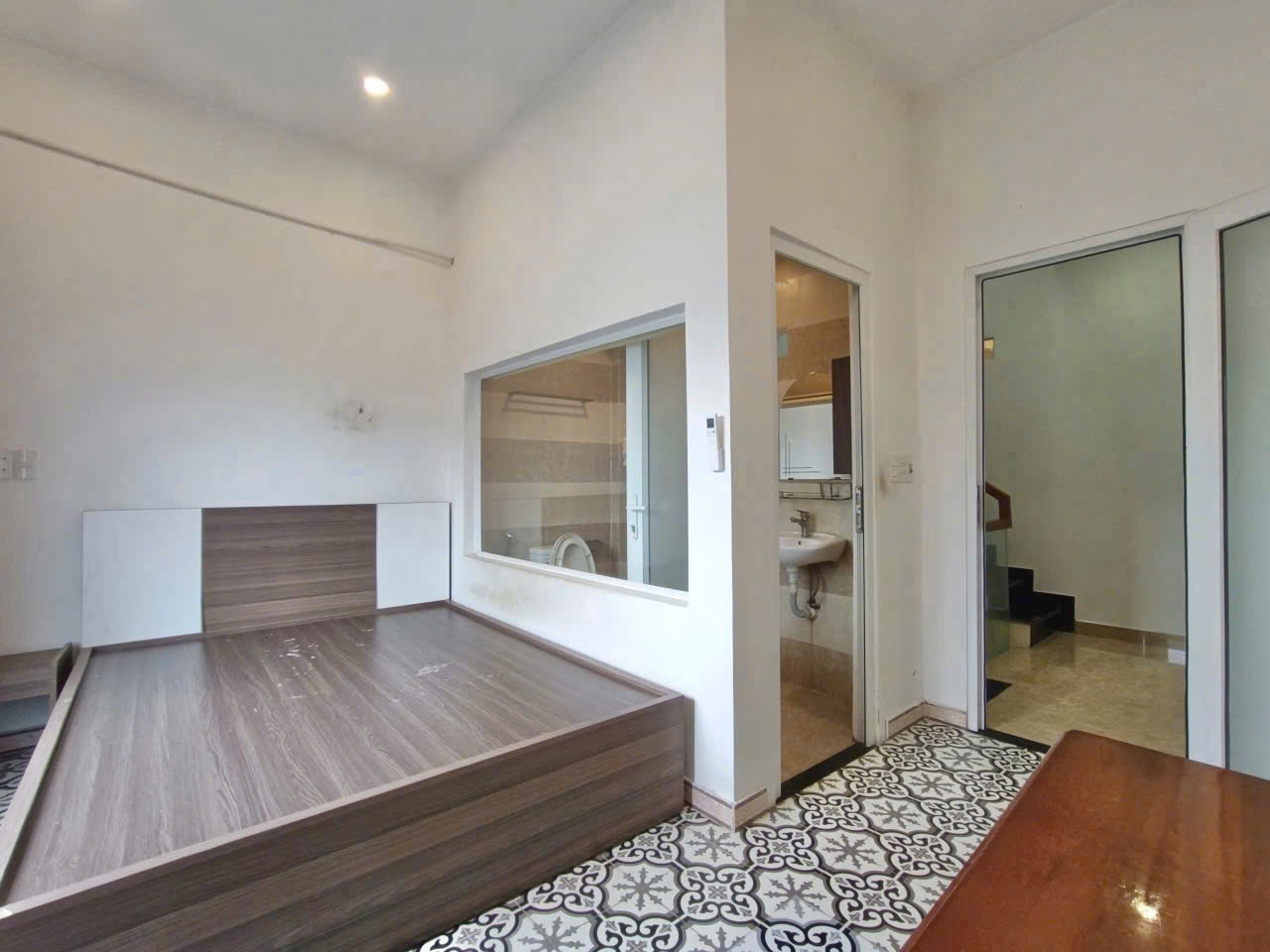 ♪  Sập Hầm, Góc K Hoàng Diệu, 50m2, 3 tầng thoáng, 3PN WC trong, sân thượng sau - trước, 3.x tỷ 16002679