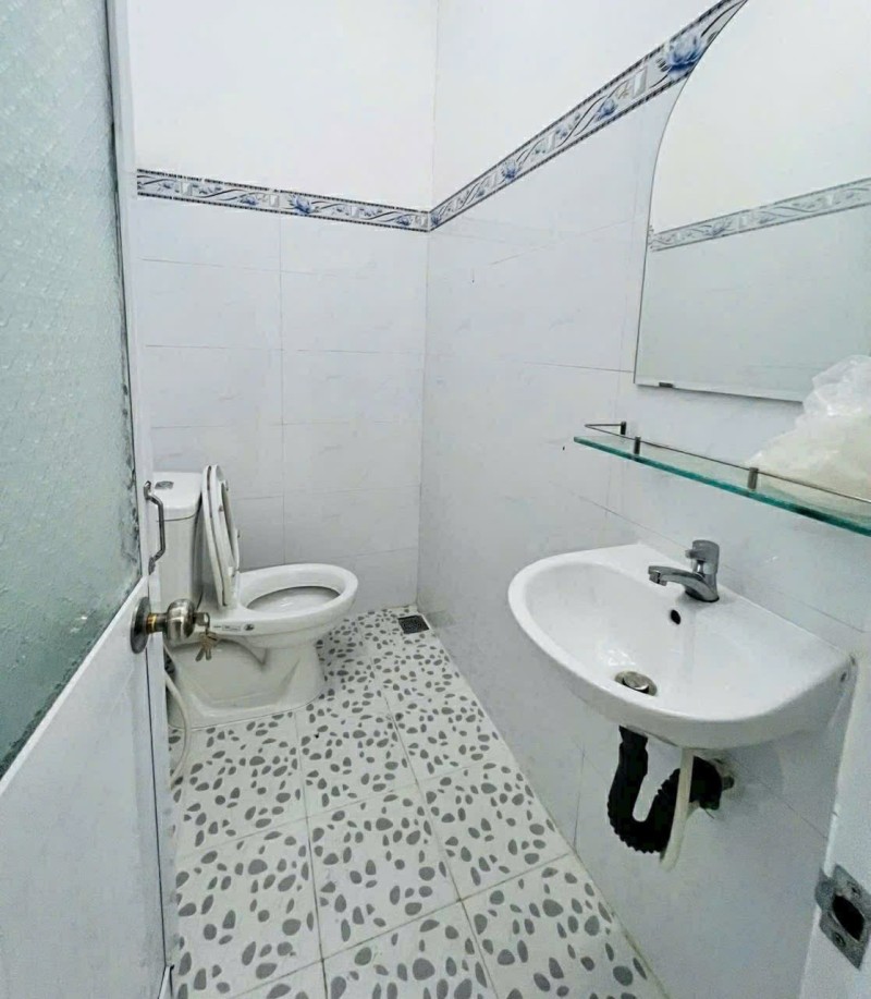 Bán nhà đường Tô Ngọc Vân, Phường Linh Đông, Thủ Đức, TP HCM. DT 176m2, cấp 4. Giá  8.1 tỷ 16002687