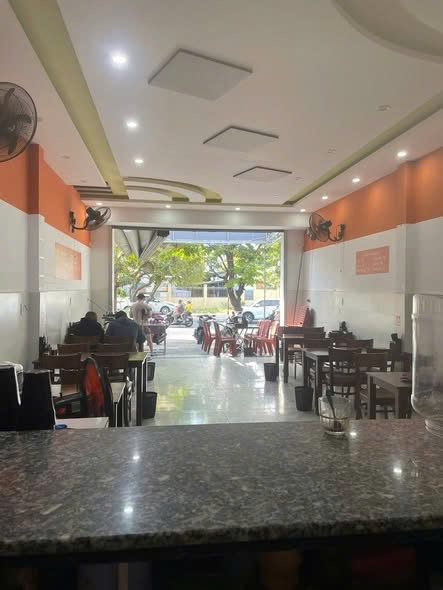 CẦN SANG NHƯỢNG QUÁN ĂN VỊ TRÍ ĐẸP TẠI 124 NGÔ VĂN SỞ, HÒA KHÁNH NAM, LIÊN CHIỂU, ĐÀ NẴNG 16002734