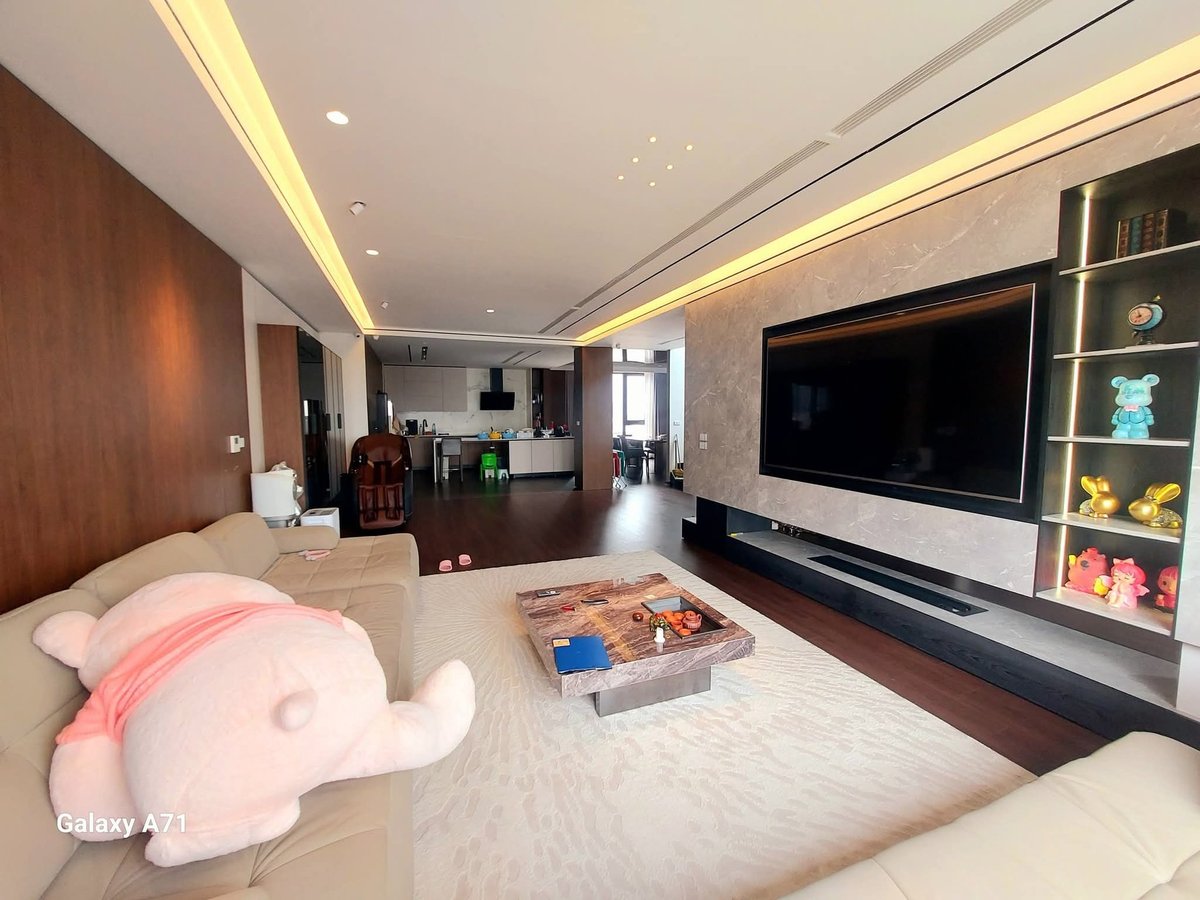 Bán siêu phẩm dòng tiền Quan Nhân: 120m2, 9 tầng thang máy, doanh thu cực cao (2 tỷ/năm). Giá chào 16002735
