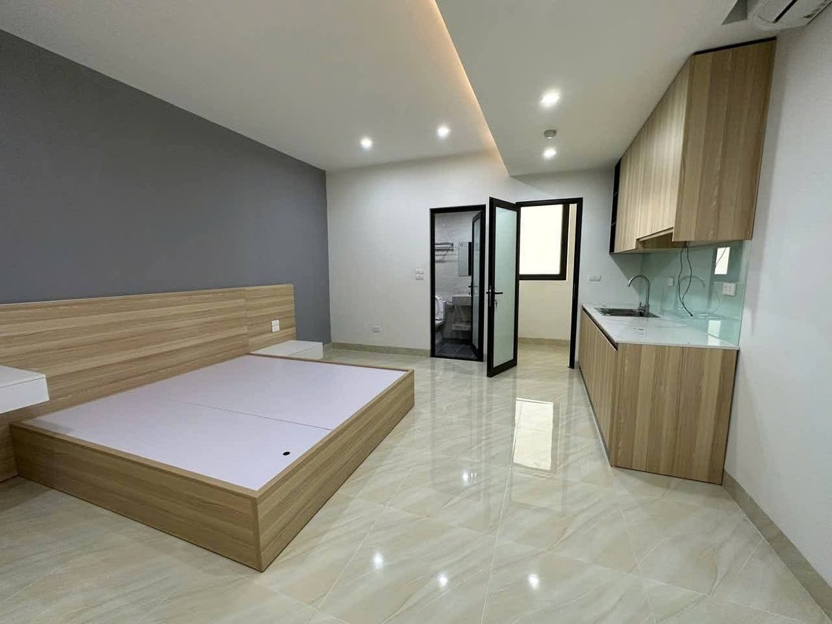 Bán siêu phẩm dòng tiền Quan Nhân: 120m2, 9 tầng thang máy, doanh thu cực cao (2 tỷ/năm). Giá chào 16002735