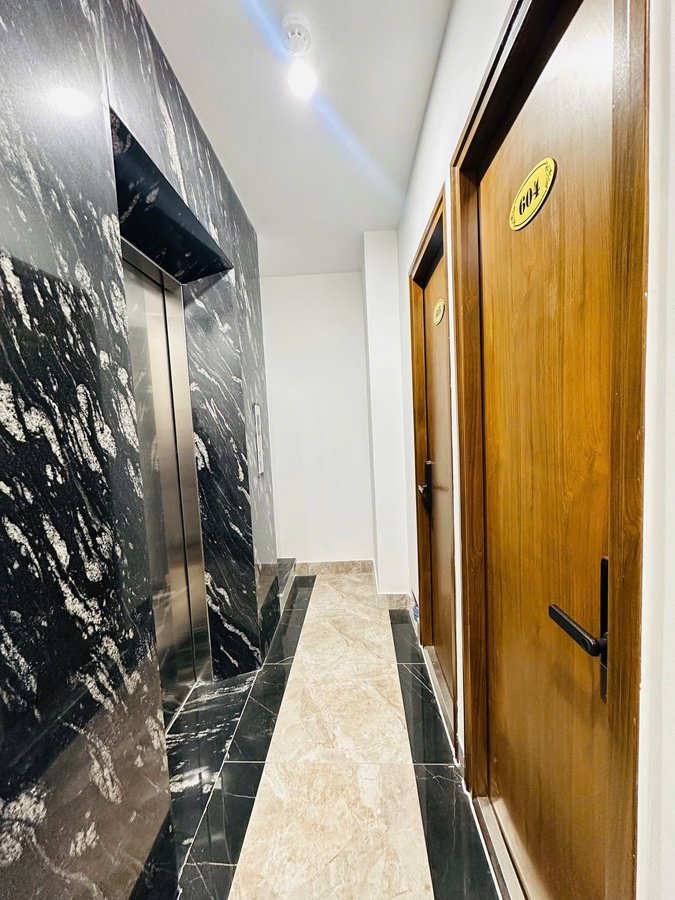 Bán tòa căn hộ dịch vụ phố Quan Nhân: Diện tích 110m2, xây 7 tầng thang máy, thiết kế hiện đại – 16002736