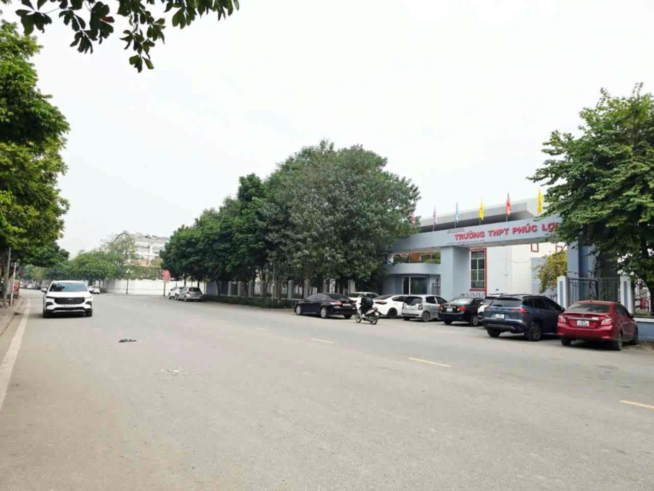 🚨 LONG BIÊN GIỜ TOÀN ĐẤT 1X TỶ/M2…
MÀ VẪN CÒN LÔ 68M² Ô TÔ VÀO ĐẤT CHỈ NHỈNH 8,X TỶ? 😳 16002767