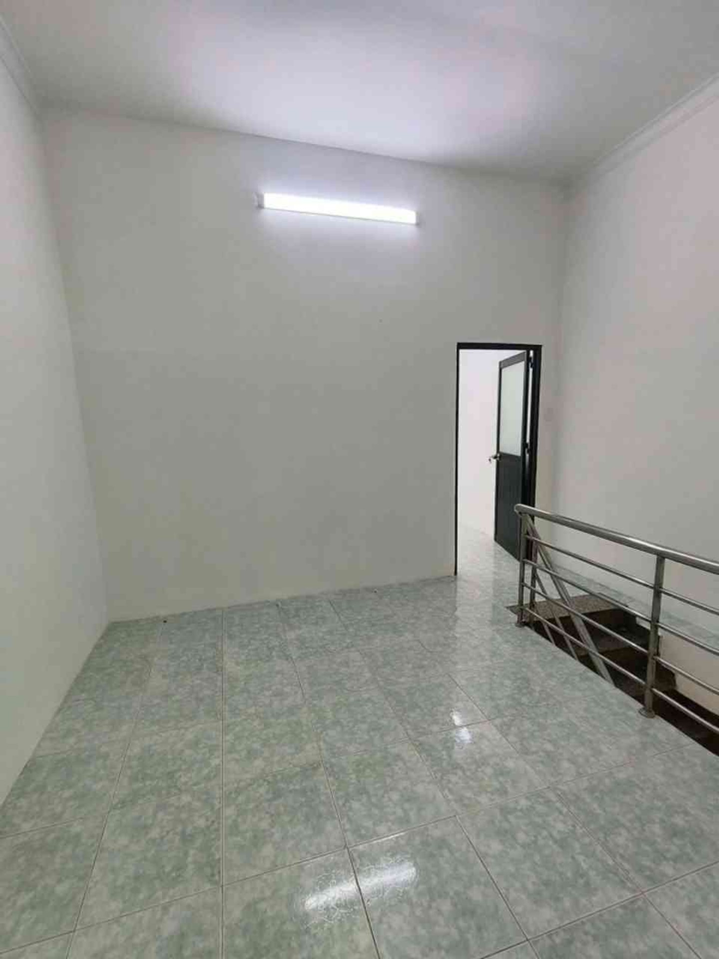 NHÀ CÒN ĐẸP VỊ TRÍ TRUNG TÂM QUẬN 8 - SỔ HỒNG VUÔNG ĐẸP NỢ HẬU NHẸ.  16002875