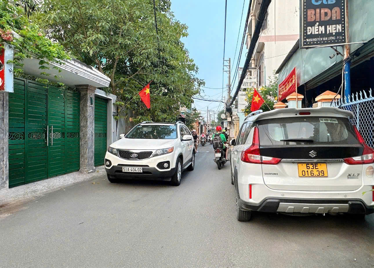 Bán đất tặng nhà 3 lầu ngang 12m hẻm 350/ Nguyễn Văn Lượng 132m2 ngay Lotte chỉ 14.8 tỷ. 16002890
