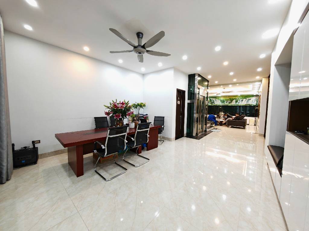 Bán nhà đẹp Nguyễn Văn Cừ- Sát phố- View Chương Dương-Gara- thang máy 85m 6 tầng nhinh 19 tỷ(TL) 16002955