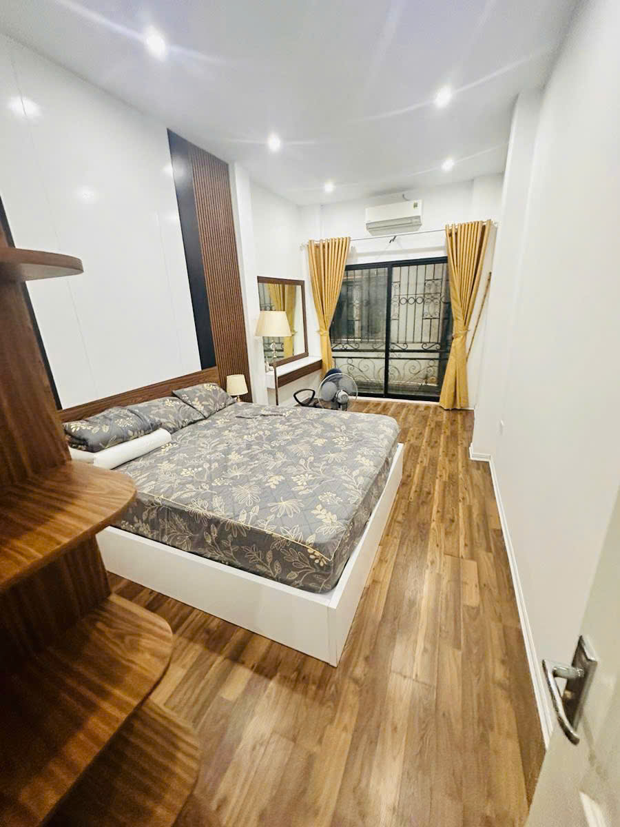 HOT!!! Nhà view Hồ Đầm Tròn Ba Đình 94M  mặt ngõ rộng như phố giá 39.5 tỷ 0336212066 16003077
