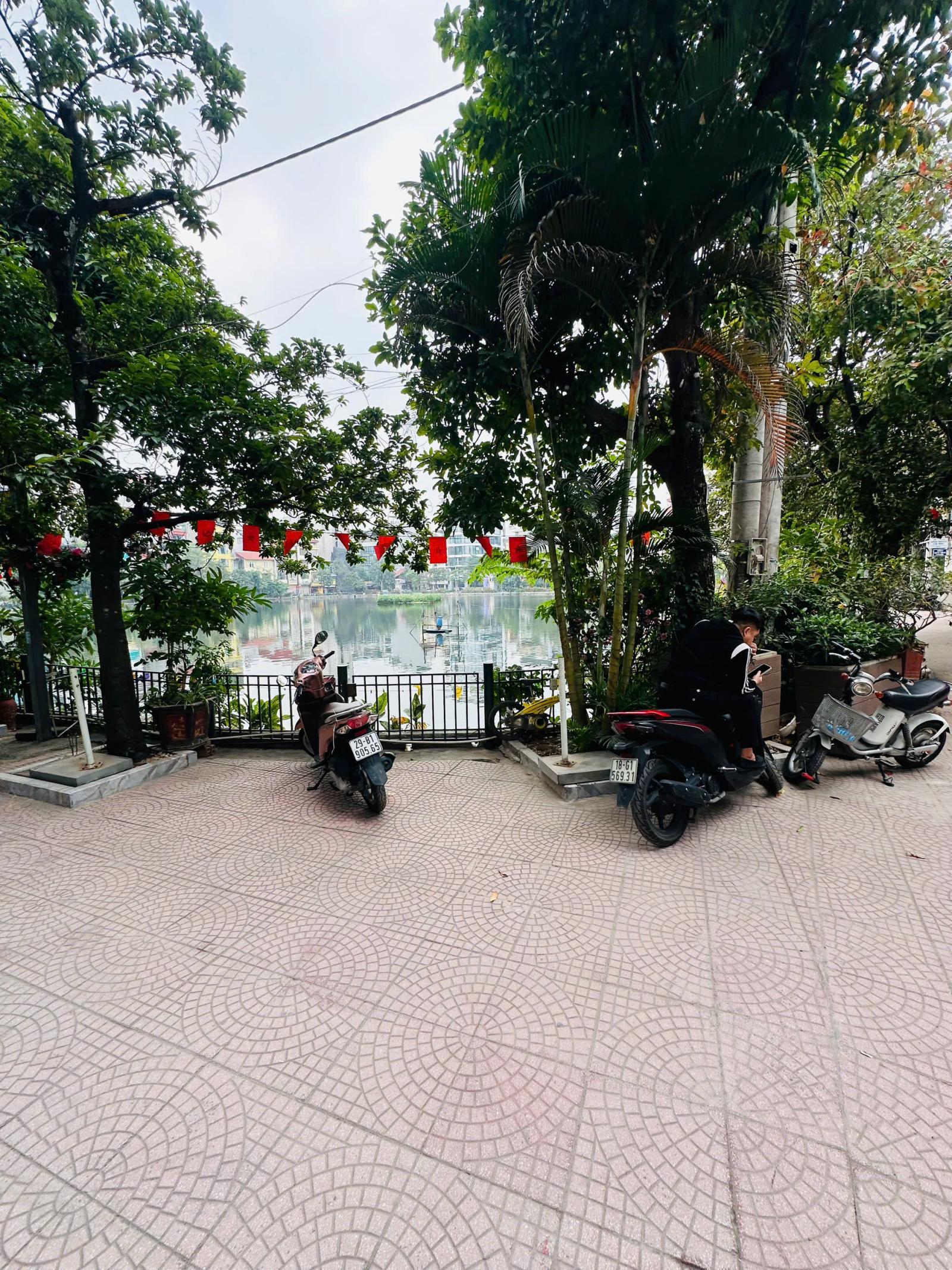 HOT!!! Nhà view Hồ Đầm Tròn Ba Đình 94M  mặt ngõ rộng như phố giá 39.5 tỷ 0336212066 16003077