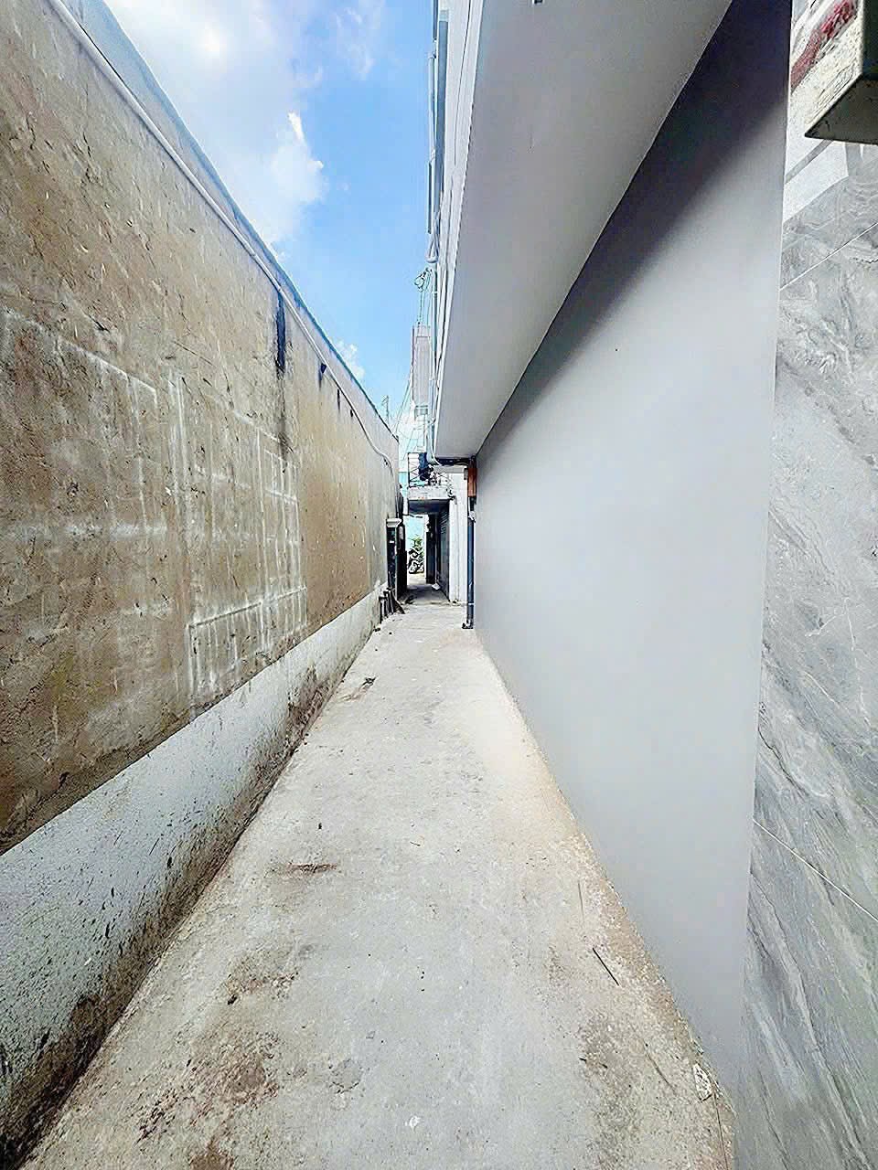 BÁN NHÀ GIÁ RẺ - HẺM 88 NGUYỄN VĂN QUỲ, PHƯỜNG PHÚ THUẬN, Quận 7 (cũ) , TPHCM 16003131