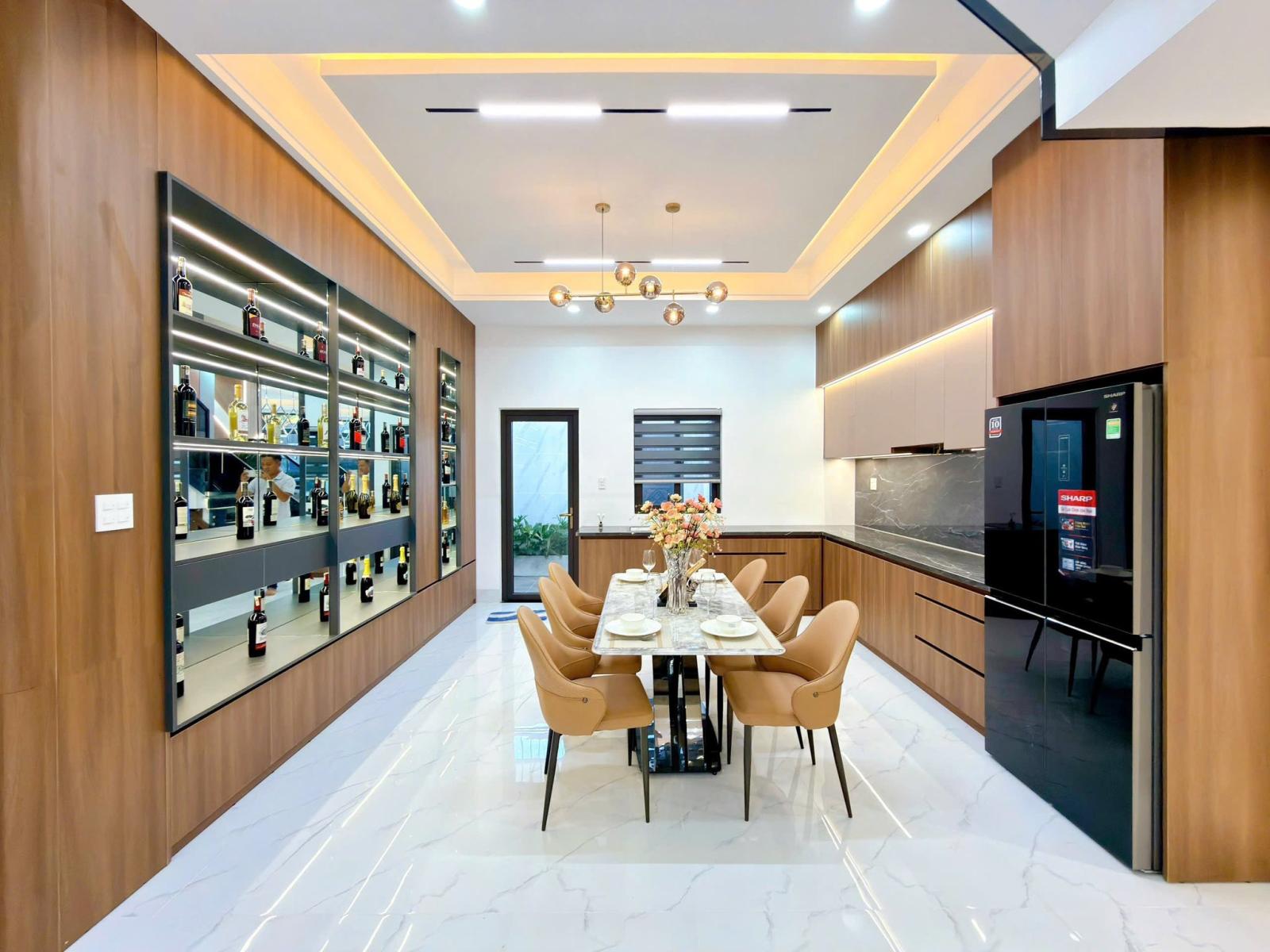 Gần bến xe Quận 8, ngang 5m, Phân Lô, Tặng nội thất 5 tỷ, Trịnh Quang Nghị - 0931172218 16003141