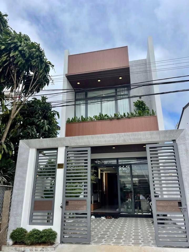 Gần bến xe Quận 8, ngang 5m, Phân Lô, Tặng nội thất 5 tỷ, Trịnh Quang Nghị - 0931172218 16003146