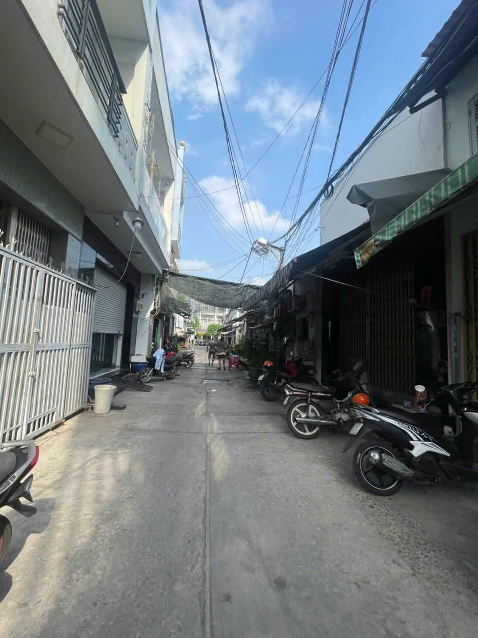 Bình Tân - 3 T.y Nhỉnh - Hẻm 2/ -  Nhà Mới - Tặng Full Nội Thất - Gần Chợ,Trường Học - Gần Mặt Tiền 16003156