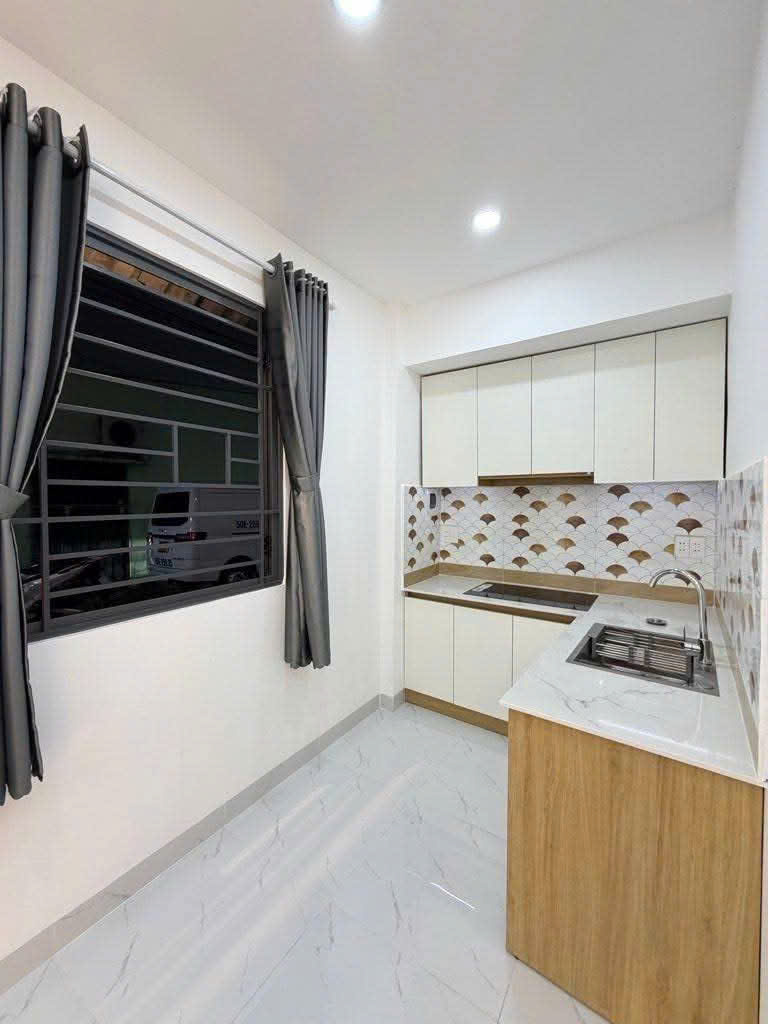 Tân Phú - 4 T.y Nhỉnh - Hẻm 1/ - Hẻm 8M - Gần Hoà Bình - Giáp Quận 11,Quận 6 - 46M2 - 2 Tầng 16003166