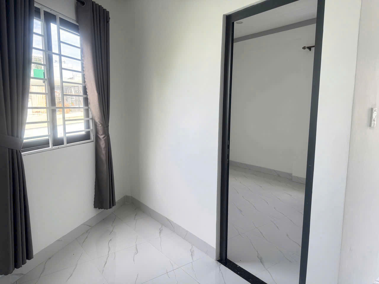 Bán nhà 2 Tầng Trung Tâm TP Đồng Nai,SHR, FULL Nội Thất cao cấp,gần D2D 16003184