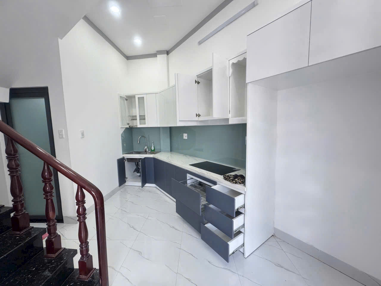 Bán nhà 2 Tầng Trung Tâm TP Đồng Nai,SHR, FULL Nội Thất cao cấp,gần D2D 16003184