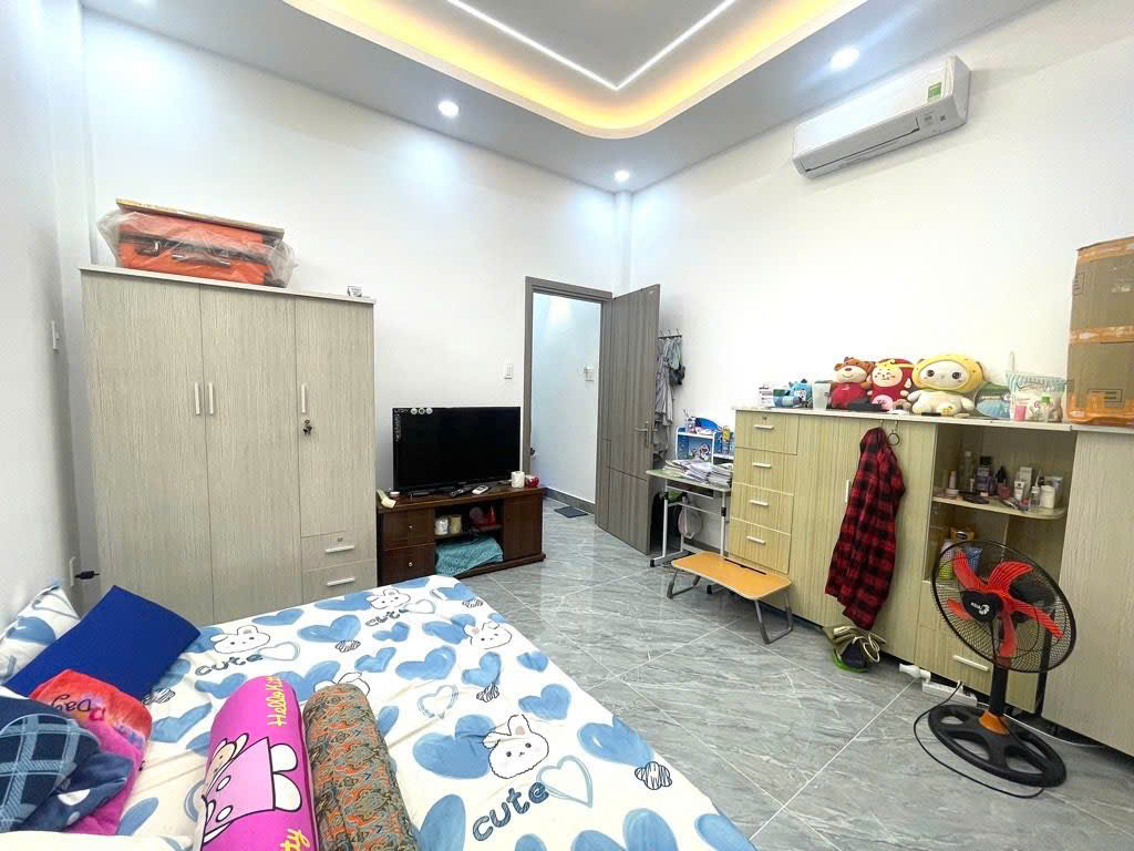 Bán nhà hẻm 331 Phan Huy Ích 70m2 view gốc 4 tầng tiện làm CHDV với 12PN chỉ 13.5 tỷ 16003230