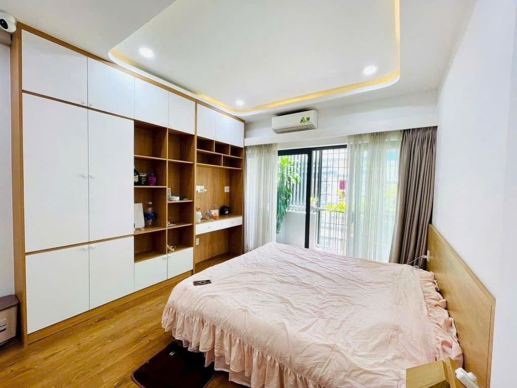 BÁN NHÀ 5 TẦNG MỚI - MẶT TIỀN XE HƠI ĐẬU CỬA Đ.NGUYỄN THIỆN THUẬT, QUẬN 3- KHU VIP PHÂN LÔ BÀN CỜ 16003353