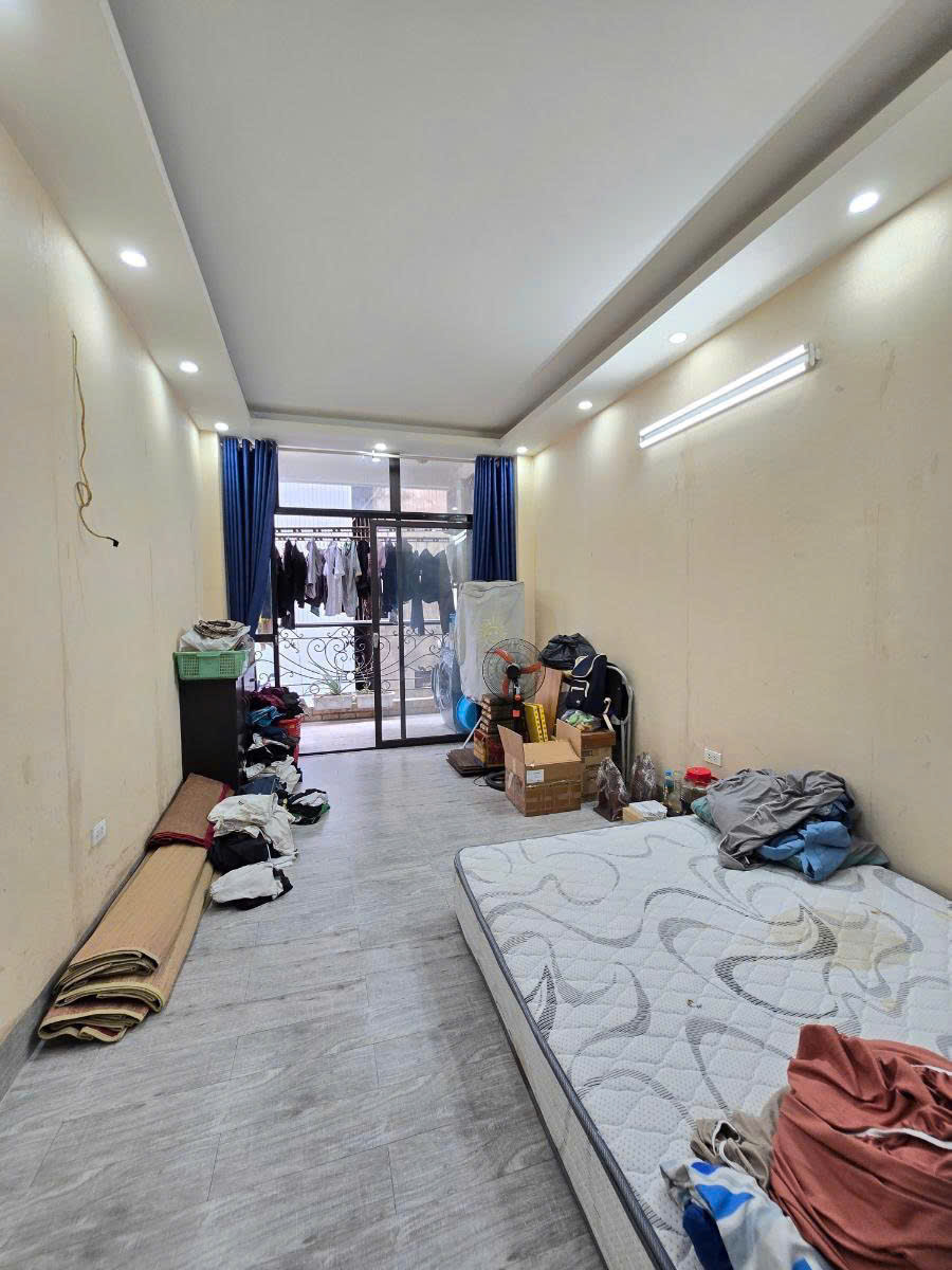 CÙNG GẦN 20 TỶ, MUA NHÀ MỚI NGOẠI VI HAY GIỮ 55M² LÕI BA ĐÌNH? 16003571