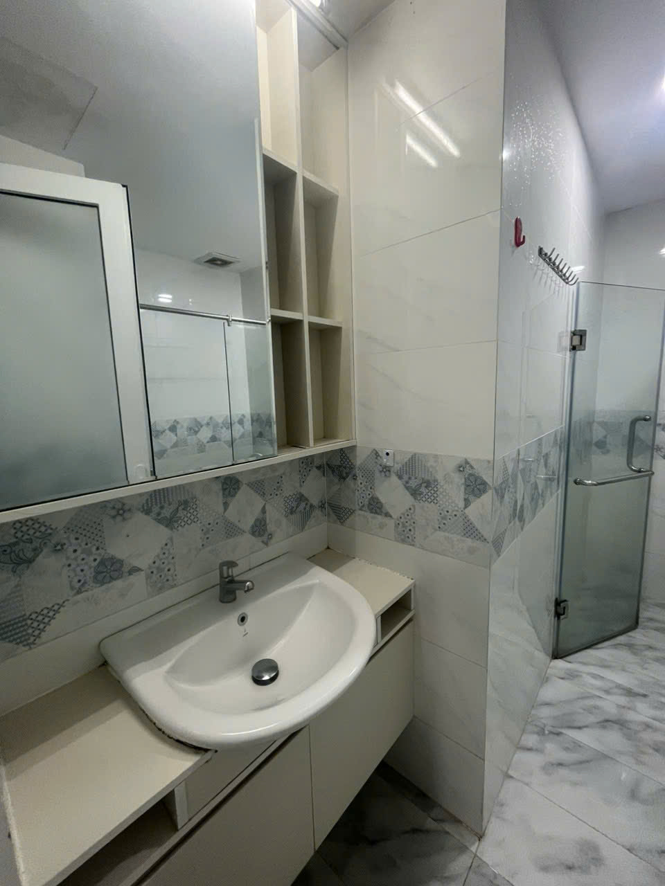 Bán CH 1PN, 1WC Conic Riverside giá chỉ 2,65 tỷ, sẵn bộ nội thất gỗ 16003575