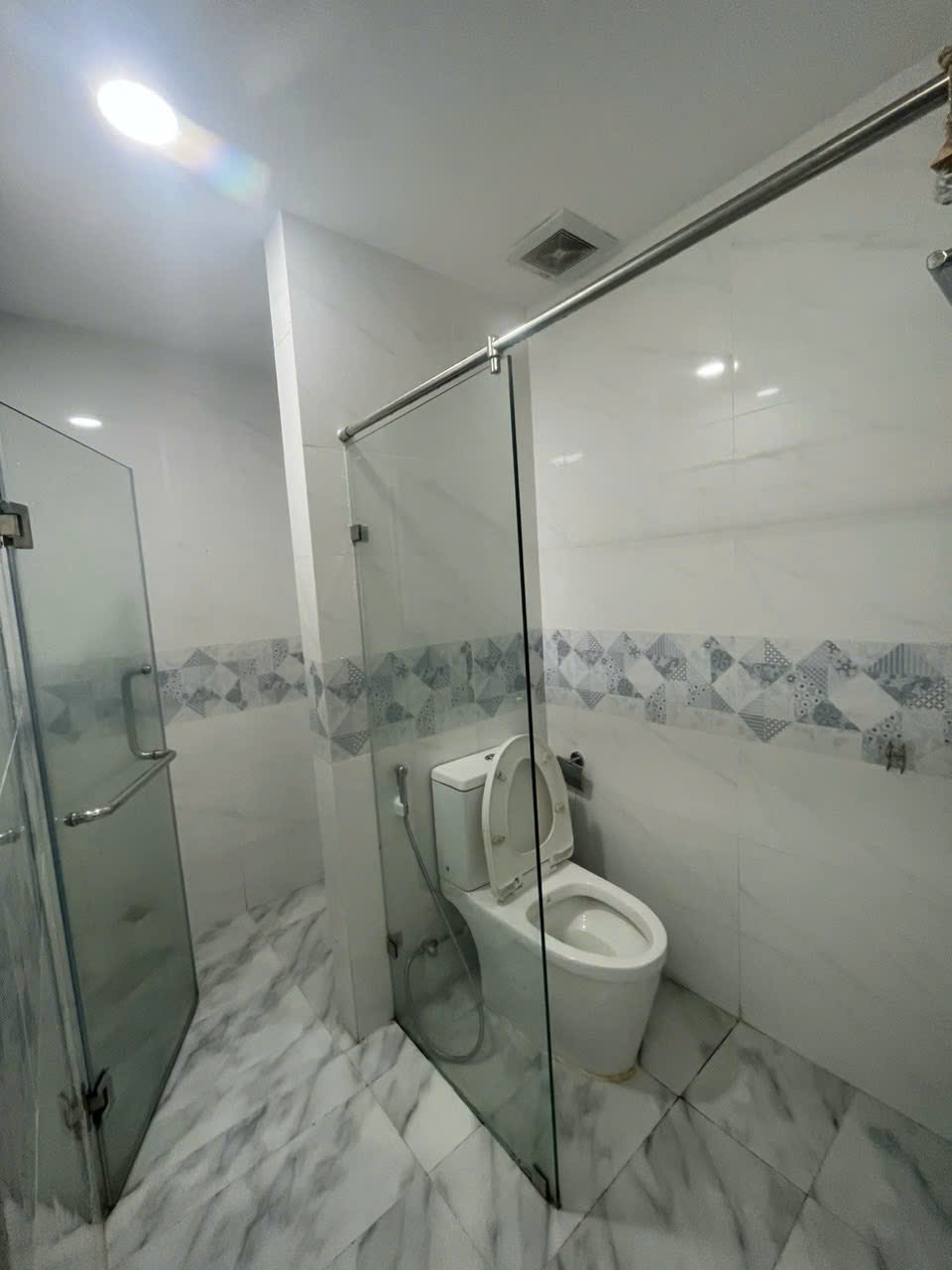 Bán CH 1PN, 1WC Conic Riverside giá chỉ 2,65 tỷ, sẵn bộ nội thất gỗ 16003575