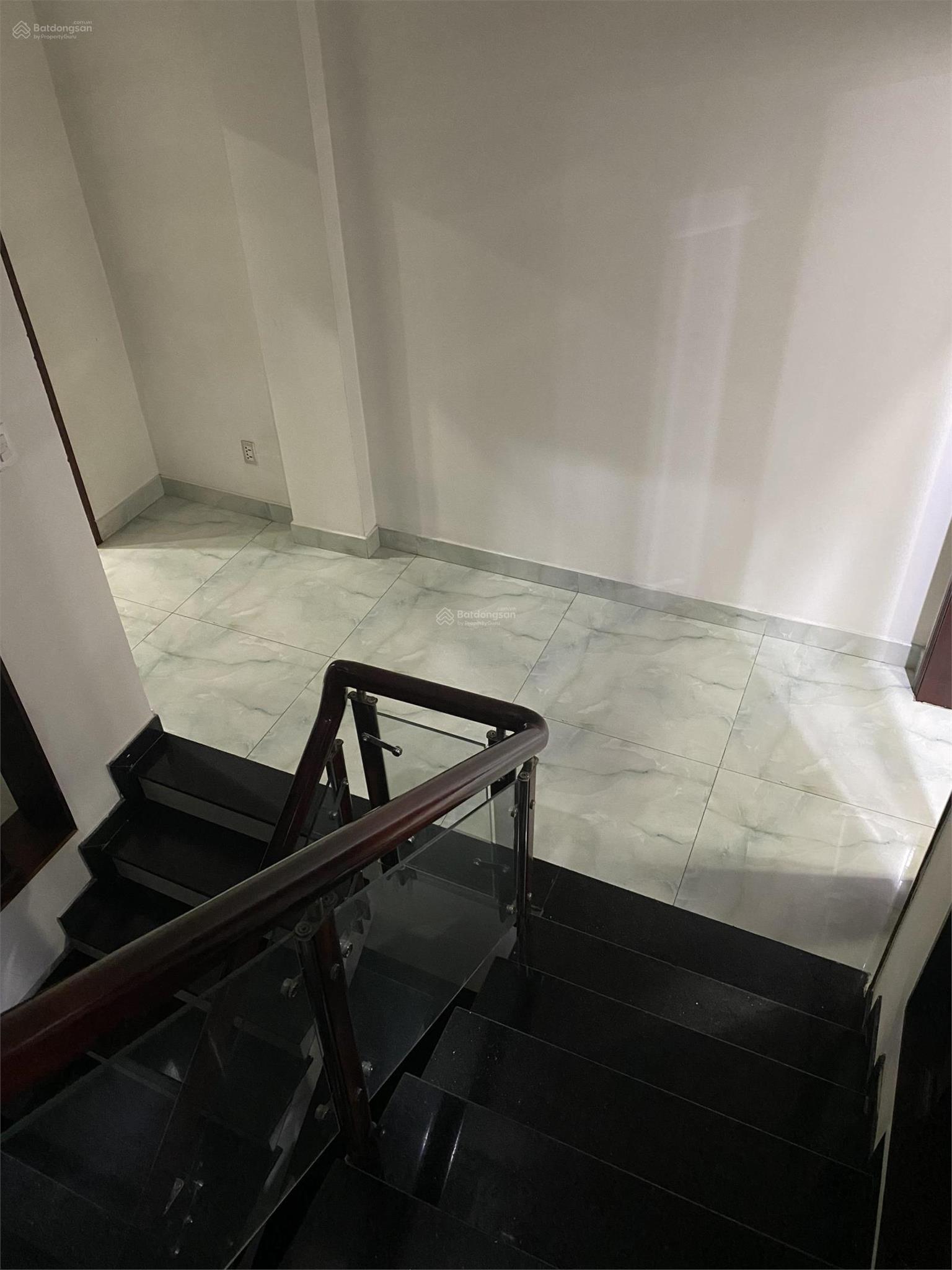 Cho thuê nguyên sàn lầu 2 & 3 cityland center hills gò vấp-15tr/thg 16003663