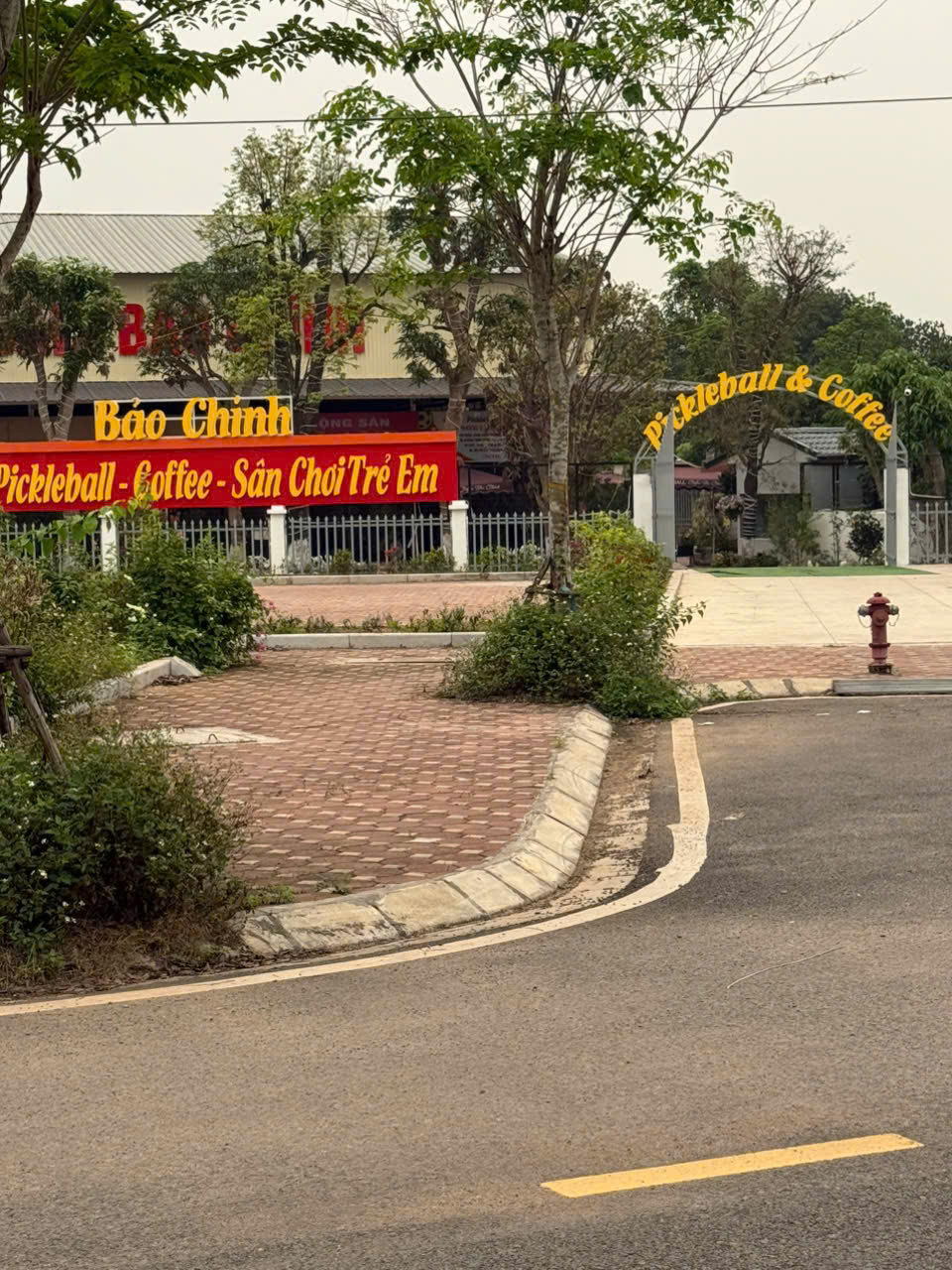 ĐẤU GIÁ  LÔ TRỤC CHÍNH  LÀN 2  QL21 ĐỐI DIỆN TRƯỜNG CĐ CLC NGHỀ  GIÁ NHỈNH 3 TỶ HOÀ LẠC 16003698