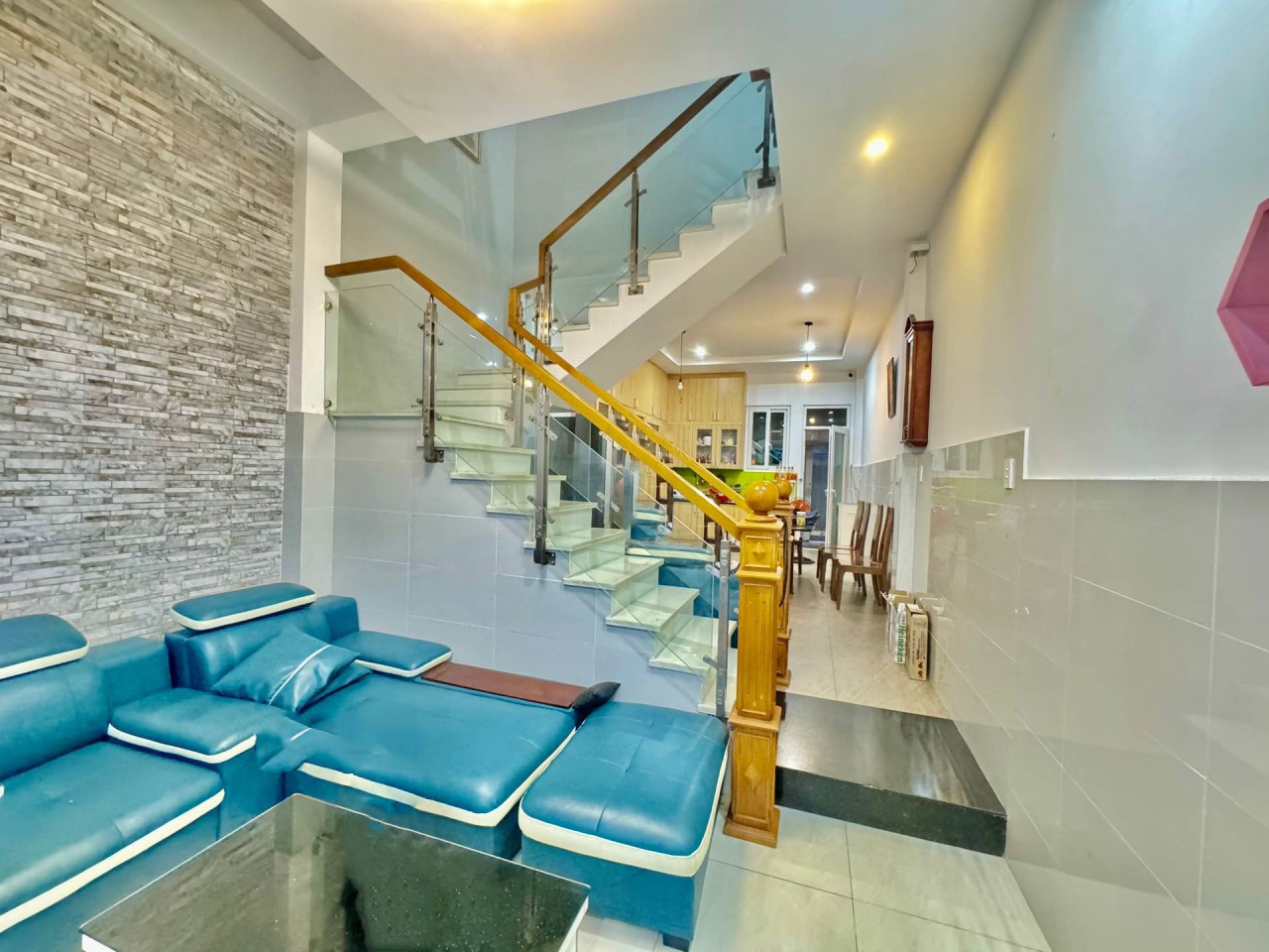 🏡 O2277 - NHÀ ĐẸP HẺM 9M, SÂN OTO RỘNG RÃI 🏡 16003699