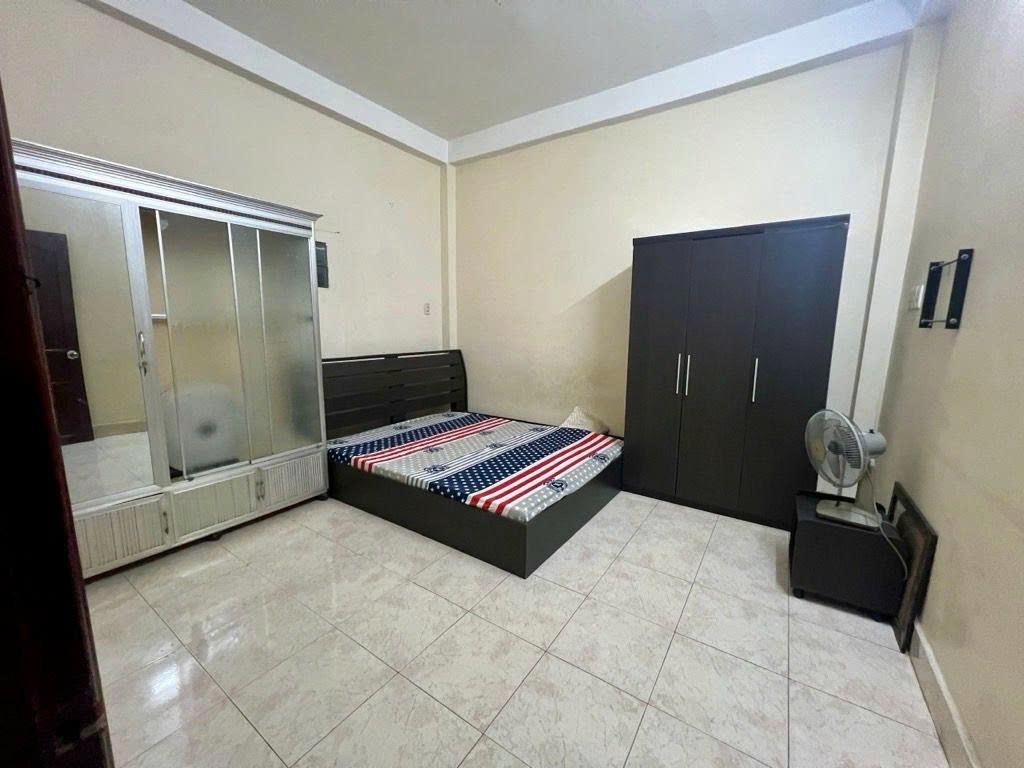 Bán nhà mặt tiền Lê Trung Nghĩa; phường 12; Tân Bình; 4*18m - 5 tầng 16003858