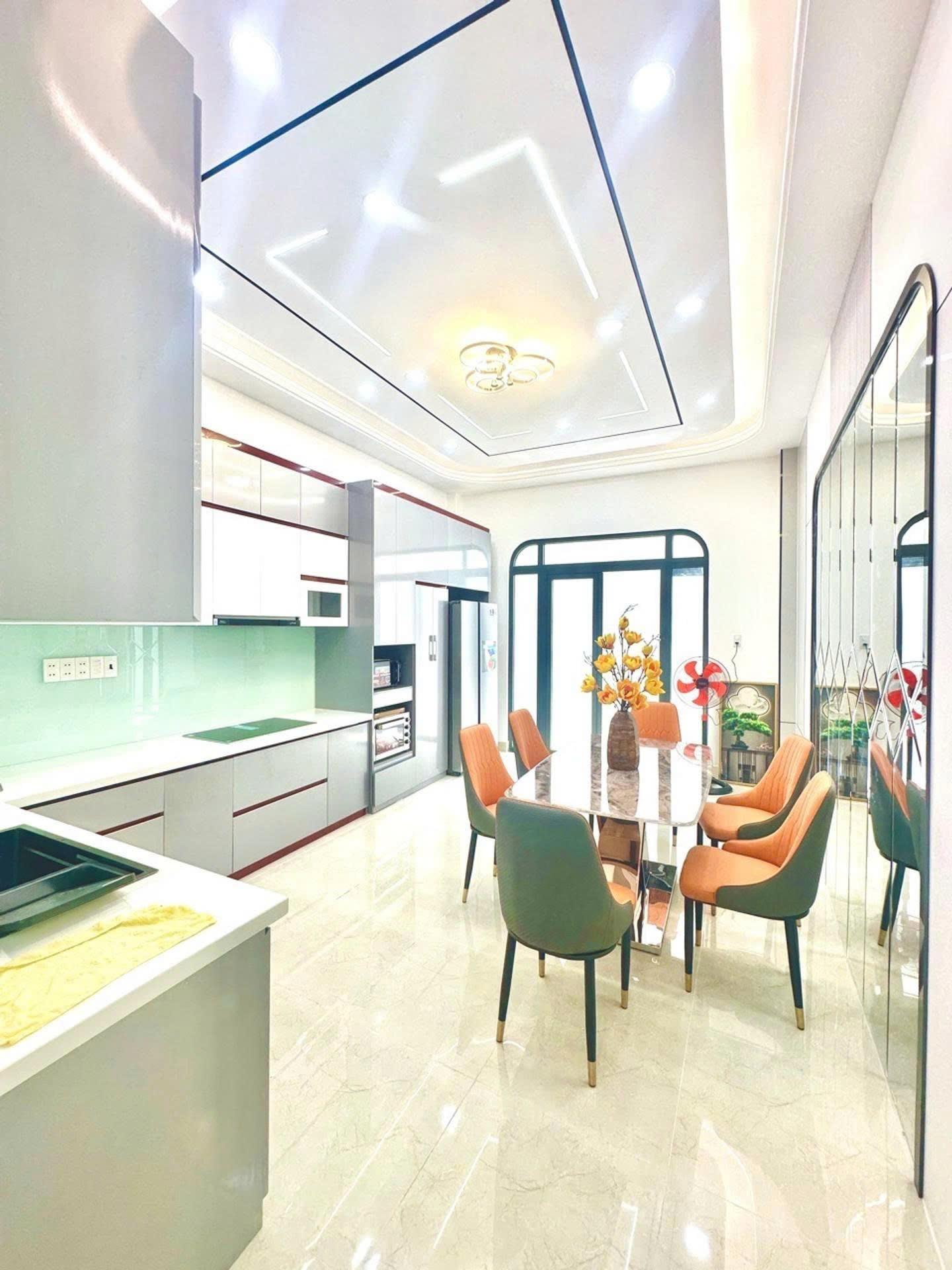 Bán nhà mặt tiền Tự Lập, .4; quận Tân Bình; (5,5*20m) trục CMT8 16003859