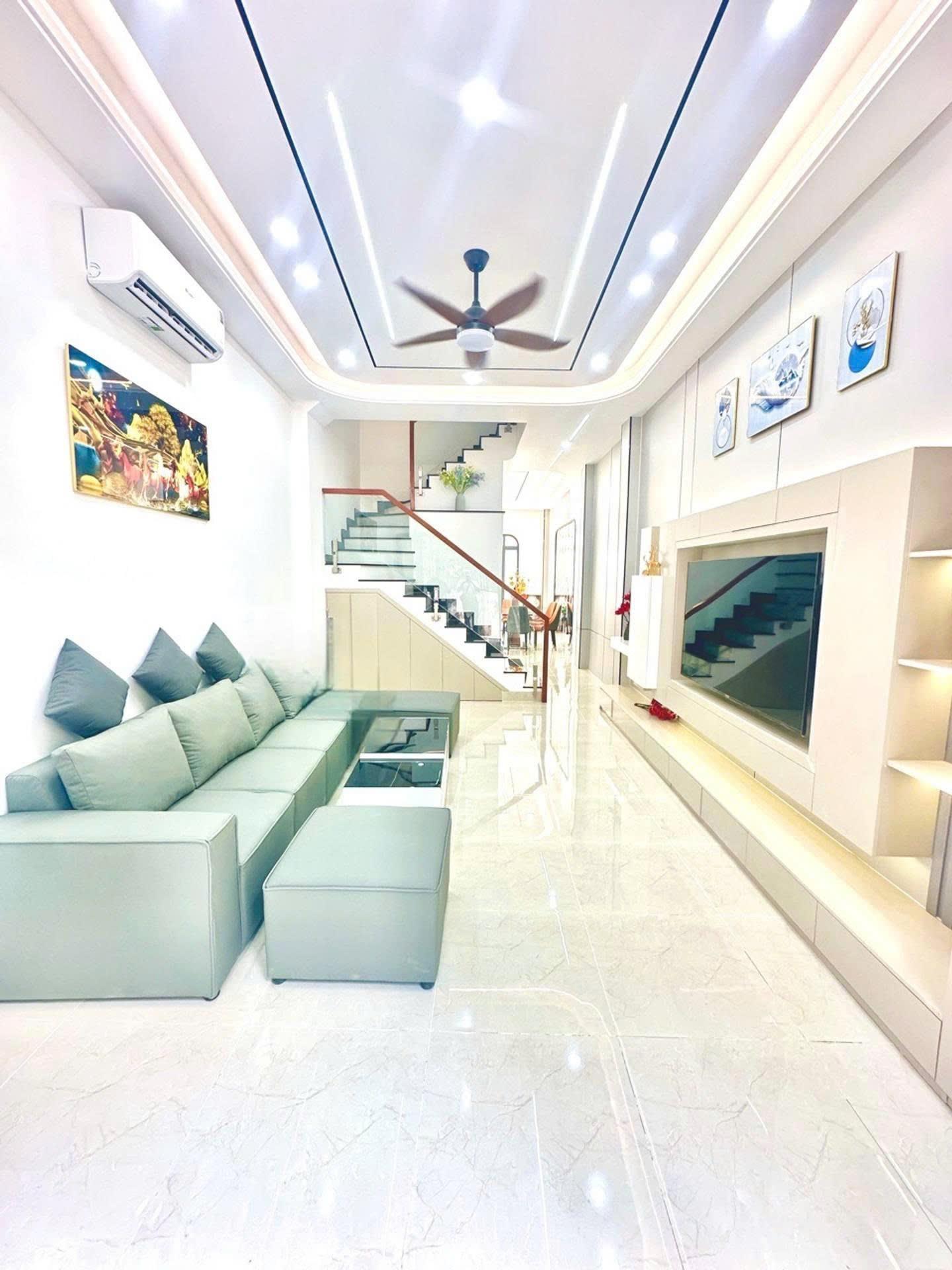 Bán nhà mặt tiền Tự Lập, .4; quận Tân Bình; (5,5*20m) trục CMT8 16003859