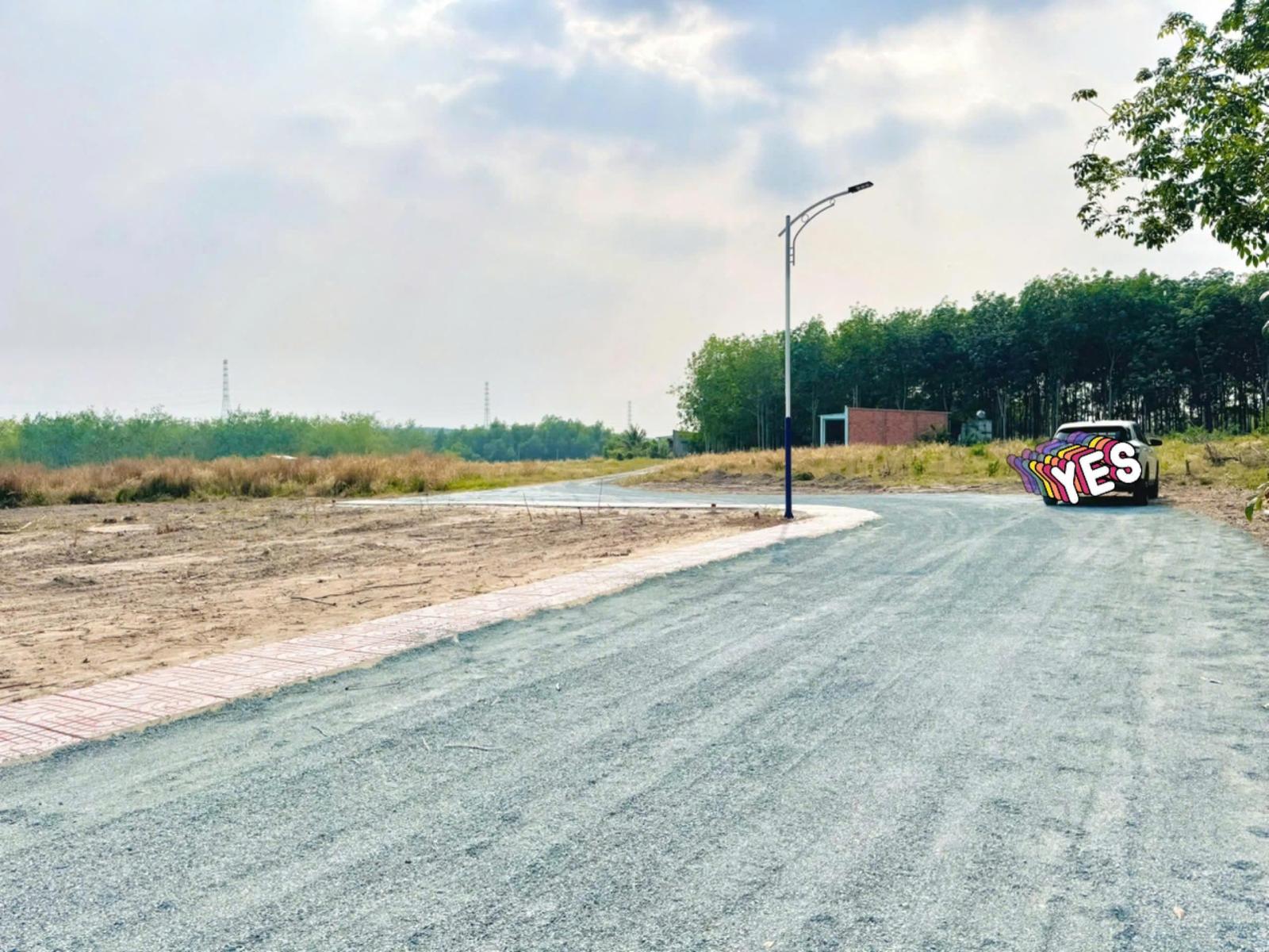 Bán đất ngay khu công nghiệp - DT 500m2 sẵn thổ cư  - Giá chỉ 3xx 16004002