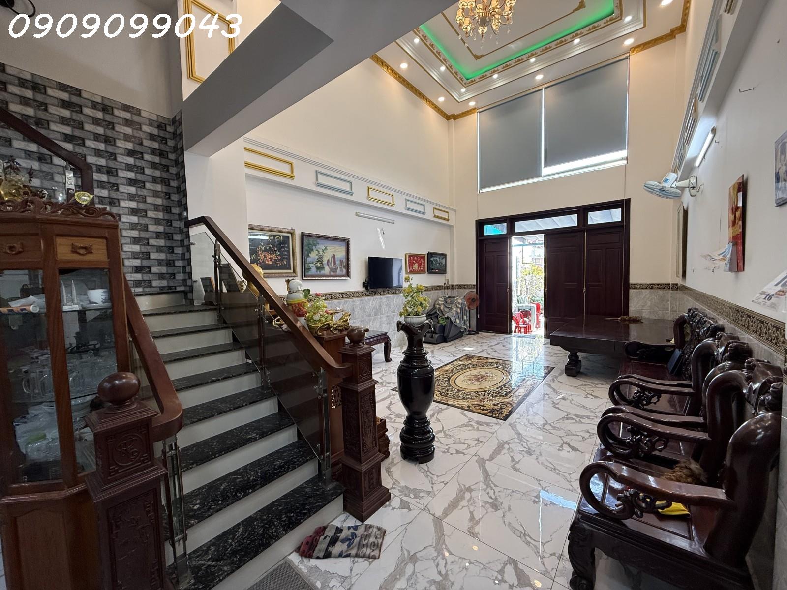 SIÊU PHẨM GÒ VẤP – NHÀ MỚI 3 TẦNG BTCT – 123M² 
ĐƯỜNG 8M XE TẢI TRÁNH 16004017