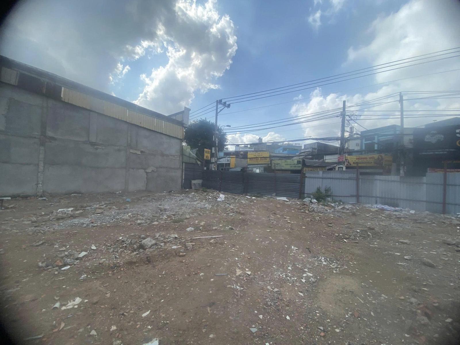 Bán Đất Mặt tiền Thoại Ngọc Hầu - gần Nguyễn Sơn, 8x44m - tiện xây mới, chủ rao 42 Tỷ. 16004026