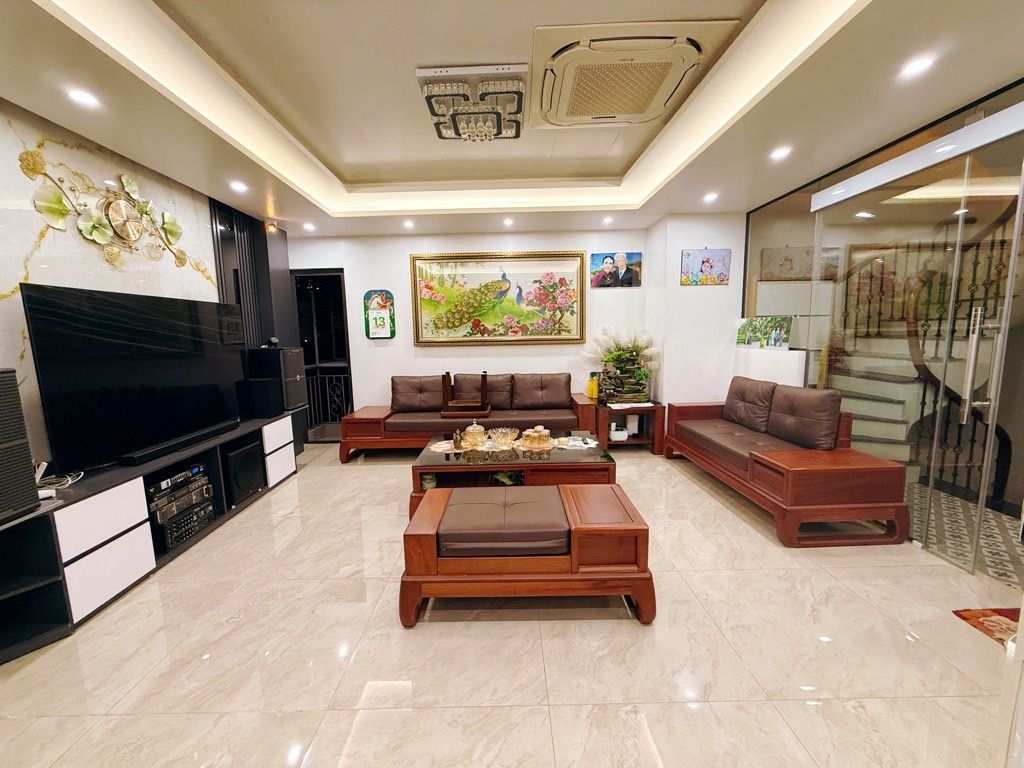 Bán nhà đẹp Nguyễn Văn Cừ- Oto tải- Dân xây 80m 8 tầng thang máy full NT nhỉnh 25 tỷ(TL) 16004032