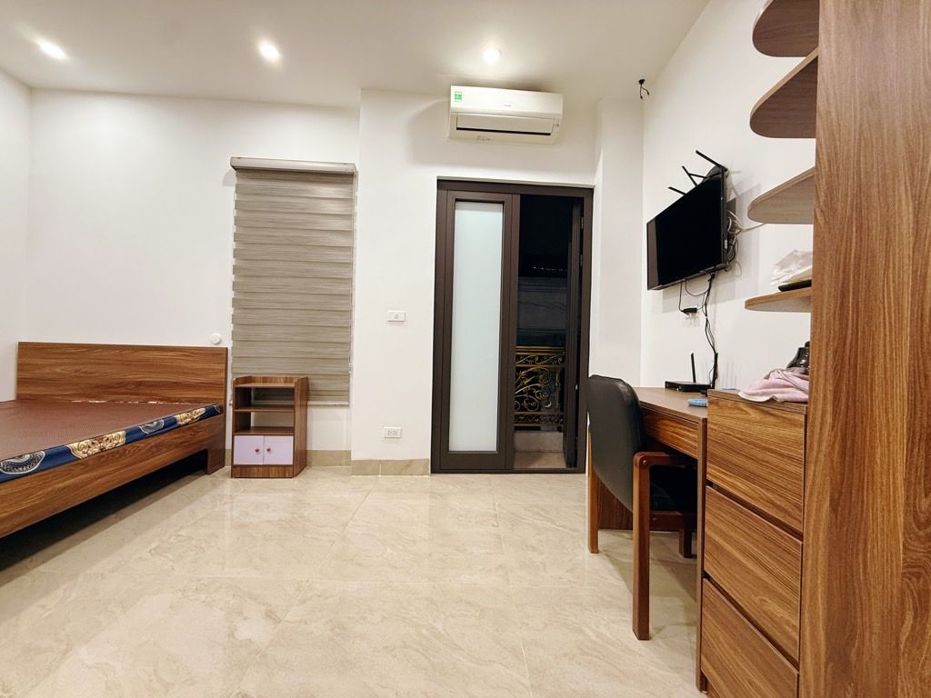 Bán nhà đẹp Nguyễn Văn Cừ- Oto tải- Dân xây 80m 8 tầng thang máy full NT nhỉnh 25 tỷ(TL) 16004034