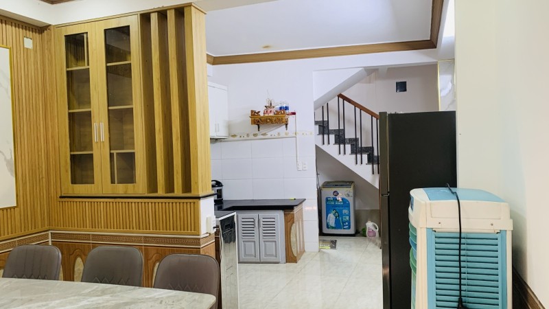 ► Nhà Kiệt Điện Biên Phủ, 76m2, ngang 8m,  2 tầng, 4PN, 3WC, P Bếp riêng, Sân rộng, 4.5x tỷ 16004075
