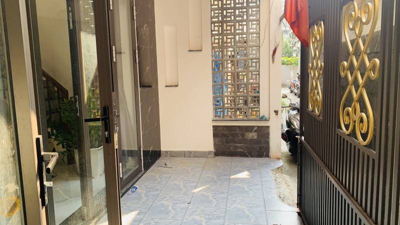 ► Nhà Kiệt Điện Biên Phủ, 76m2, ngang 8m,  2 tầng, 4PN, 3WC, P Bếp riêng, Sân rộng, 4.5x tỷ 16004075