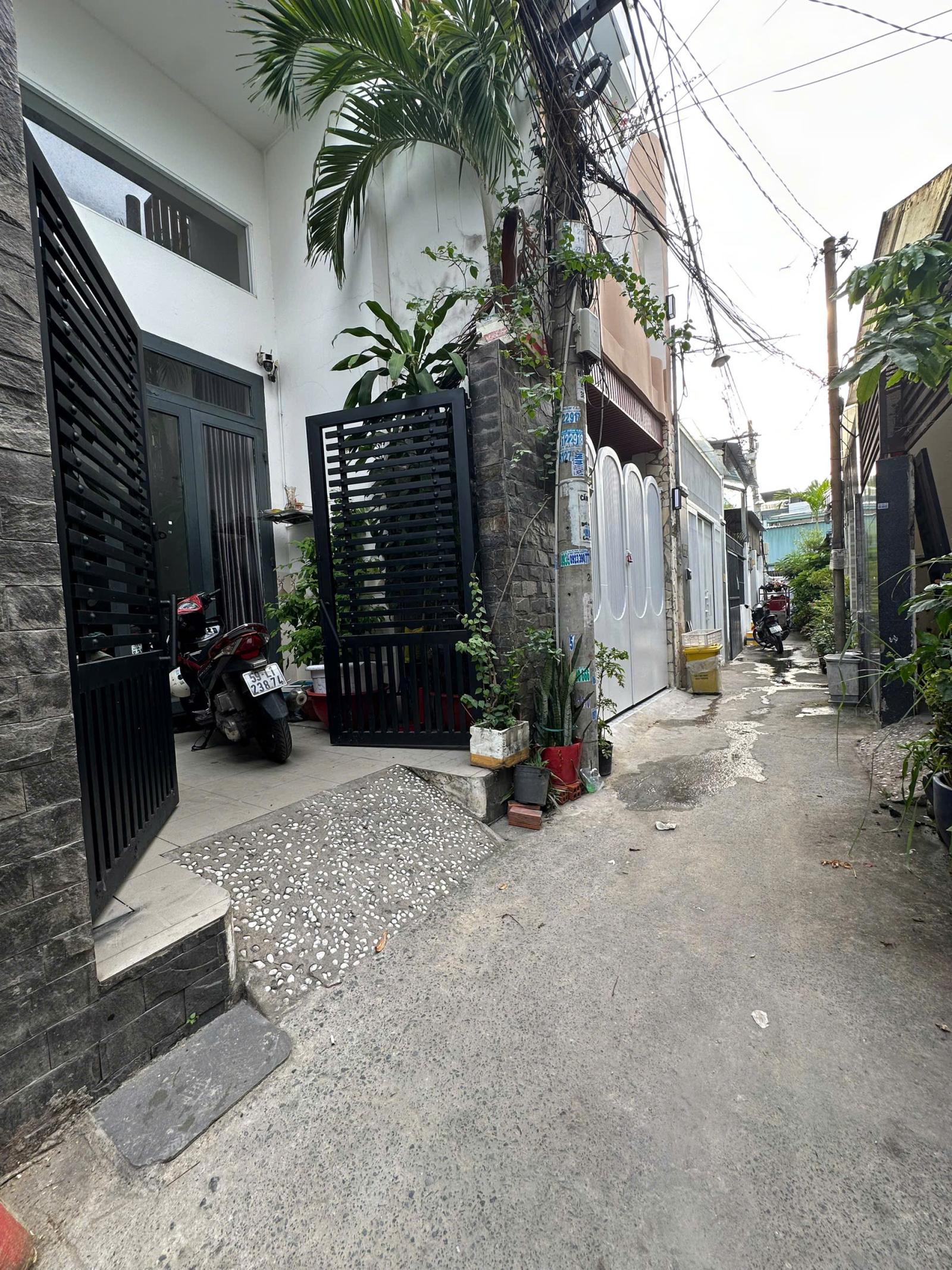 Nhà Gần Siêu Thị Coop Mart Quang Trung - Gò Vấp - 60m2 - Giá 6,4 tỷ 16004186