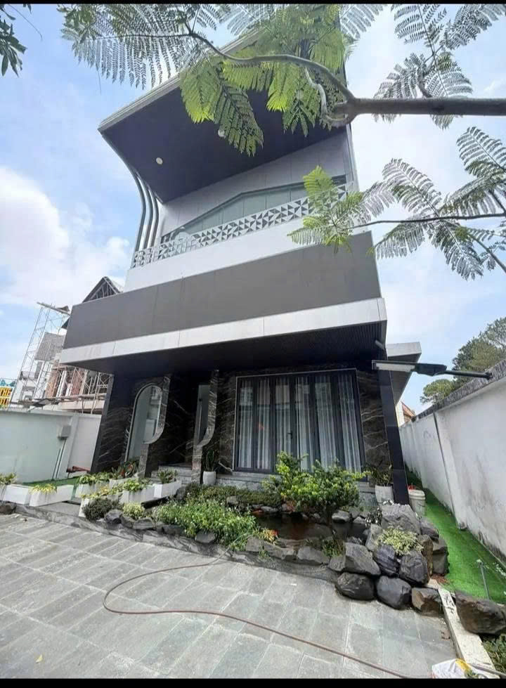 Cho thuê nhà 3 phòng Yersin, phường 9, Đà Lạt 65 triệu/tháng 16004194