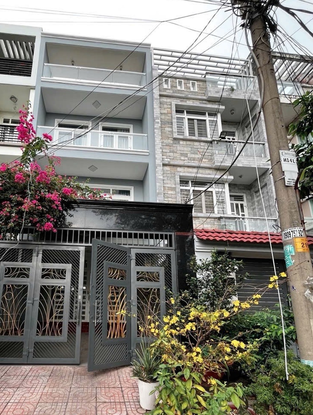 Bán nhà mặt tiền 4 tầng Bông Sao ngang 4m đối diện công viên - 0931172218 16004200