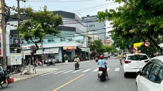 # MT Ông Ích Khiêm gần Nguyễn Văn Linh, 118m2, ngang 6.7m, 3 tầng, sập hầm 16004229