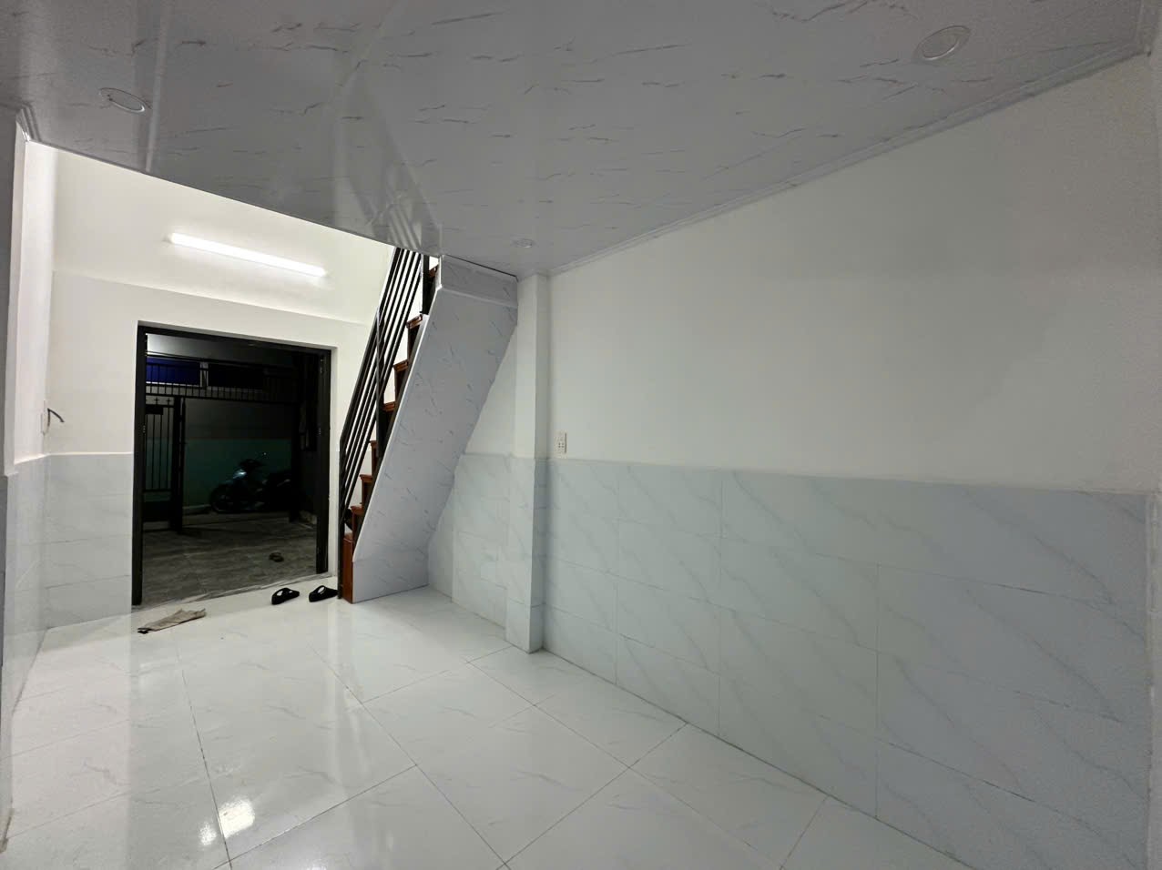 ♣ 2 Mặt Kiệt thông gần MT Điện Biên Phủ, 1 nhà ra Ô tô, 40m2, sân rộng, ở ngay 2.xx tỷ 16004234