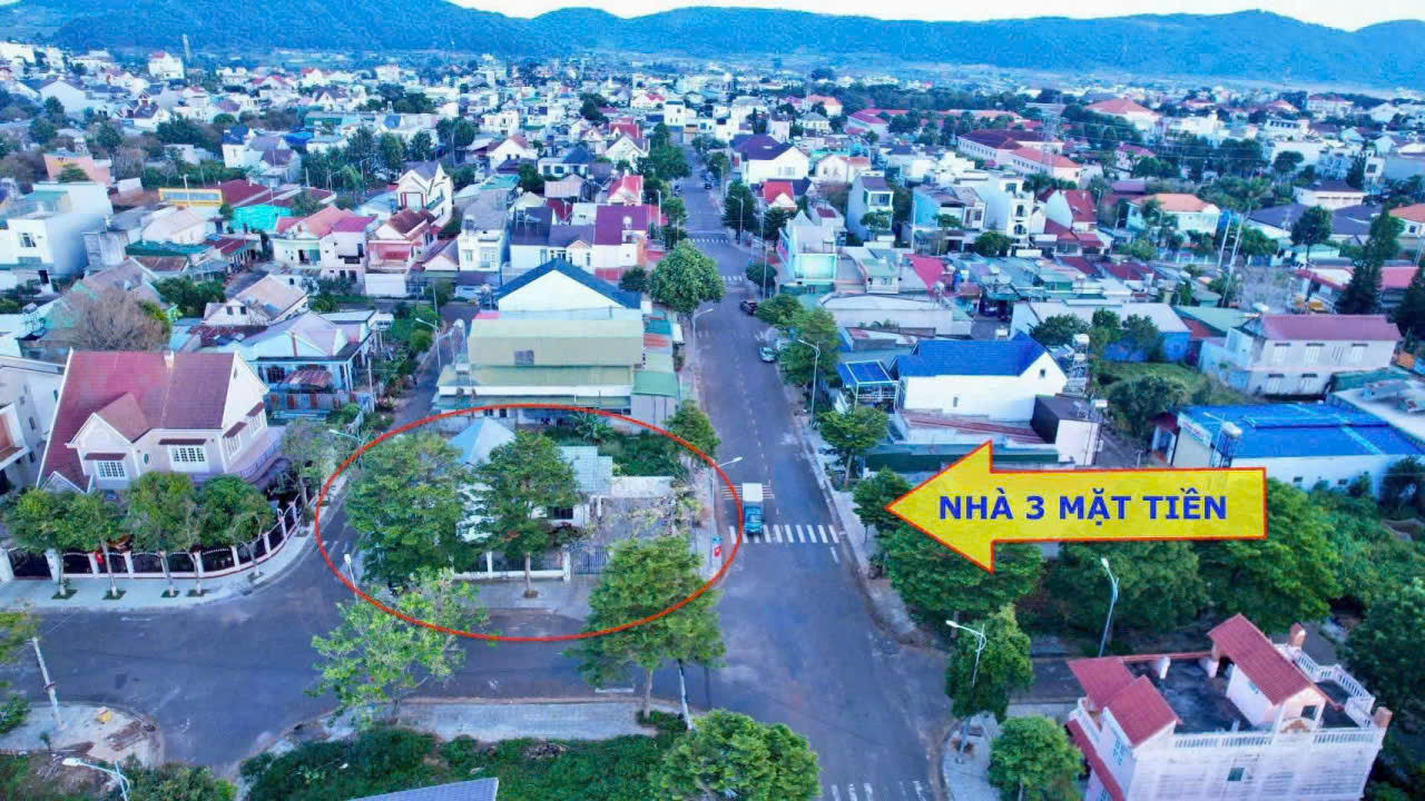 BÁN BIỆT THỰ 300m2 LÔ 90 LIÊN NGHĨA, ĐỨC TRỌNG .LÂM ĐỒNG Hàng hiếm trung tâm – vị trí VIP đáng sống 16004271