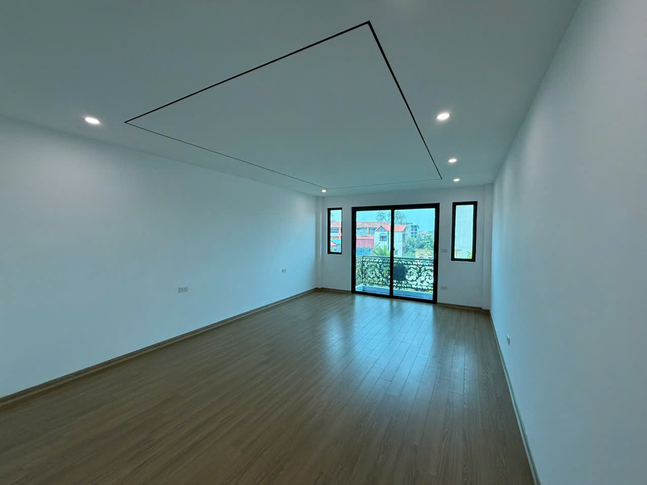 🚘 Nhà đẹp Phúc Lợi – Long Biên, diện tích 52m2, có gara ô tô trong nhà, thiết kế hiện đại, sáng 16004272